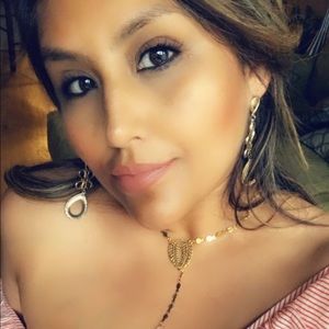 Meet your Posher, Marisela